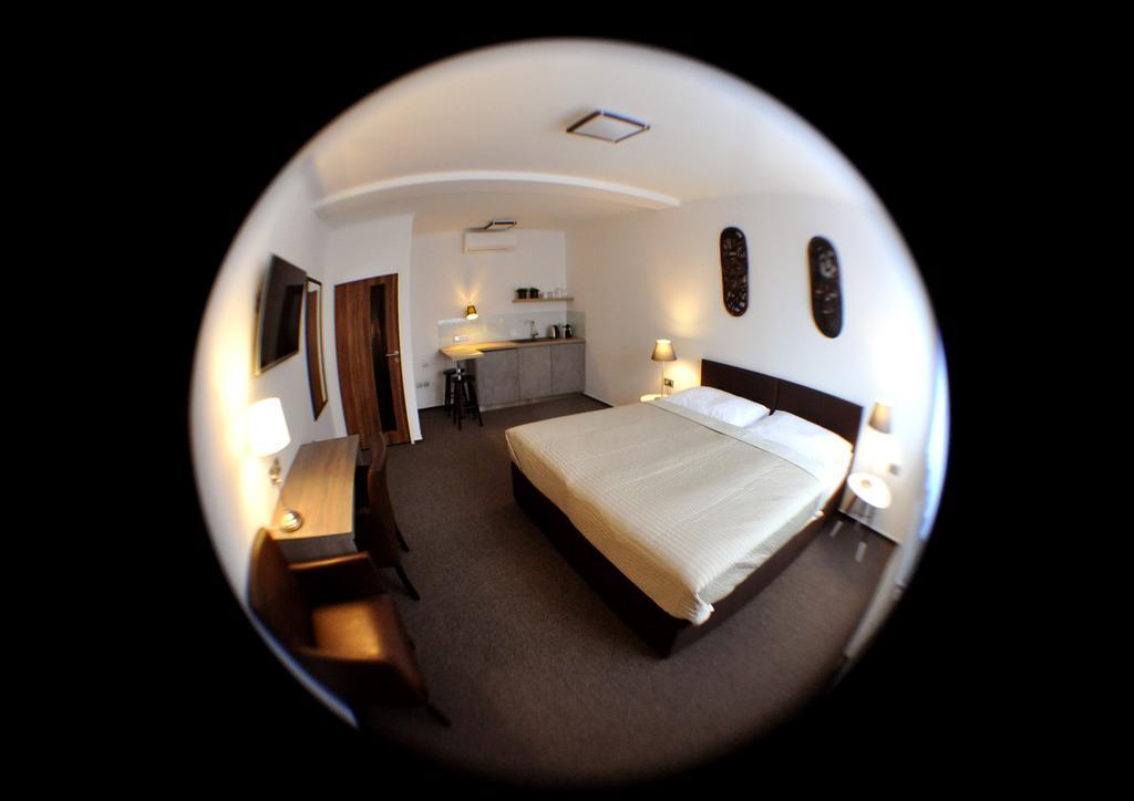 Studia Letcu 2A Appartement Olomouc Buitenkant foto