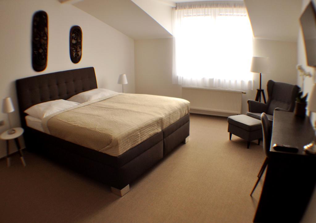 Studia Letcu 2A Appartement Olomouc Buitenkant foto