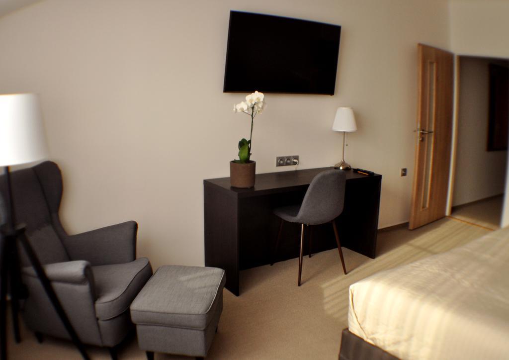 Studia Letcu 2A Appartement Olomouc Buitenkant foto