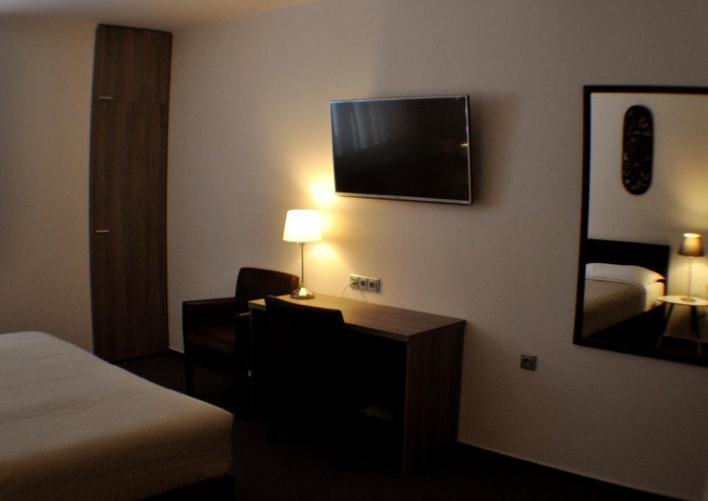 Studia Letcu 2A Appartement Olomouc Buitenkant foto