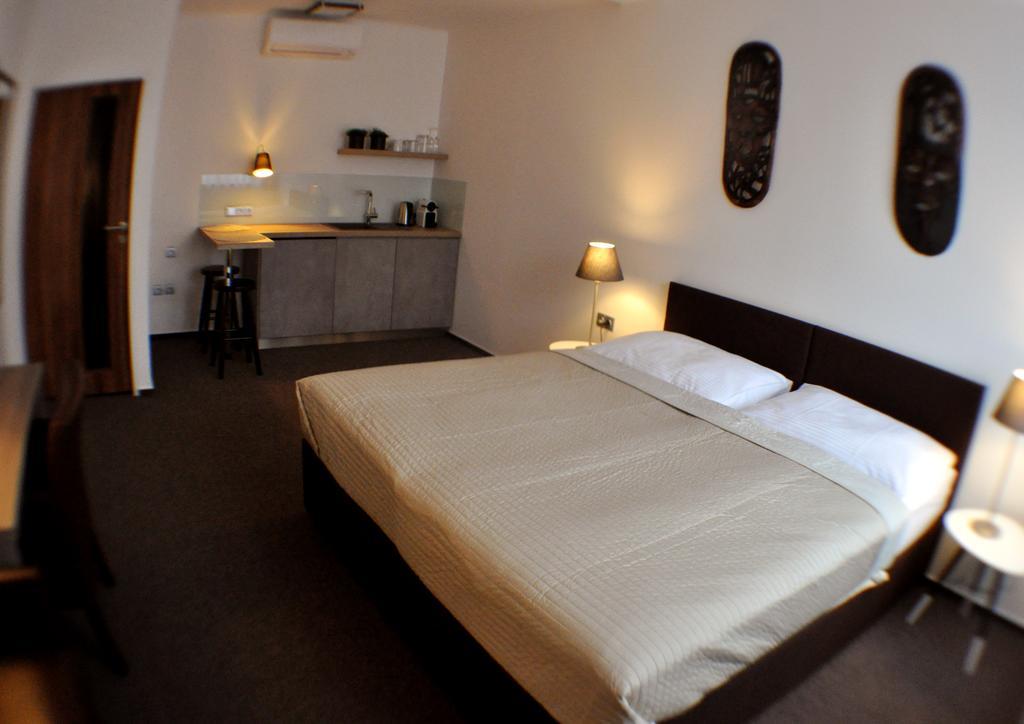 Studia Letcu 2A Appartement Olomouc Buitenkant foto